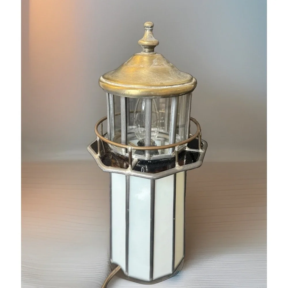 Vintage LG Leaded Slag Glass Lighthouse Accent Table Lamp Nautical Decor 12.5